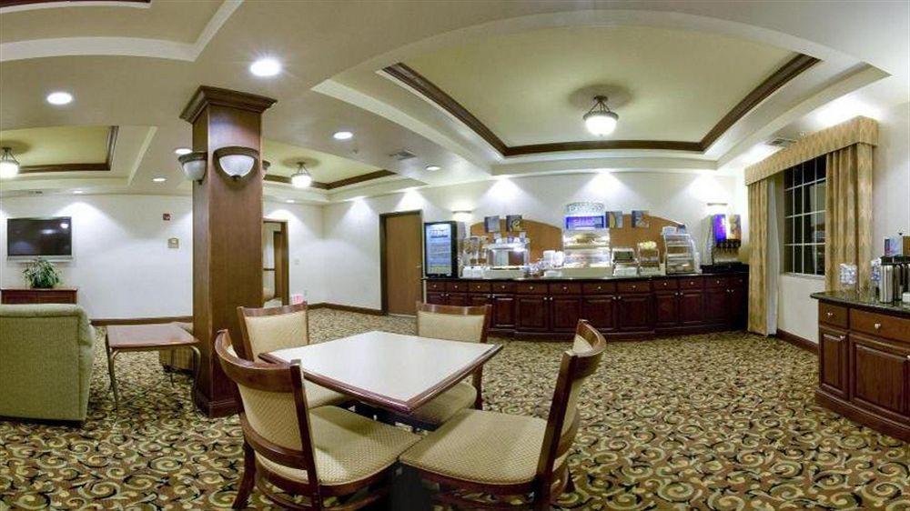 Holiday Inn Express Hotel & Suites Levelland By Ihg Exterior foto